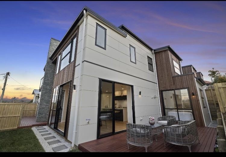 10 Corunna Road, Milford, Auckland - Carousel 2