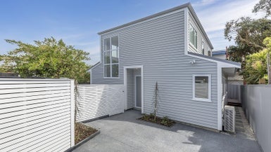 34A Te Wharepouri Street, Berhampore, Wellington - Carousel 1