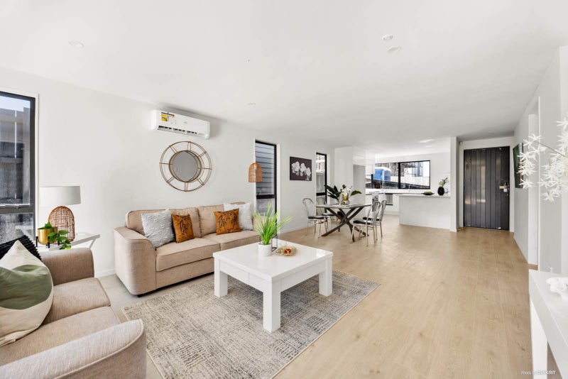4/101 Hobsonville Road, West Harbour, Auckland - Carousel 2