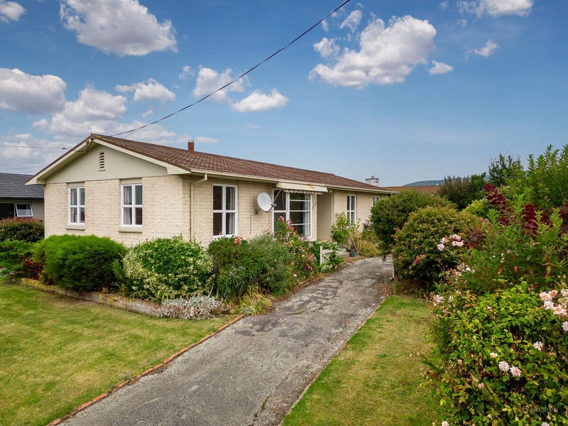 9 Oxford Street, Waimate, Waimate - Carousel 1