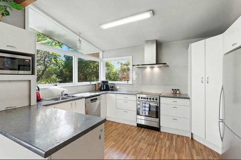 8 Hartford Street, Burnside, Christchurch - Carousel 2