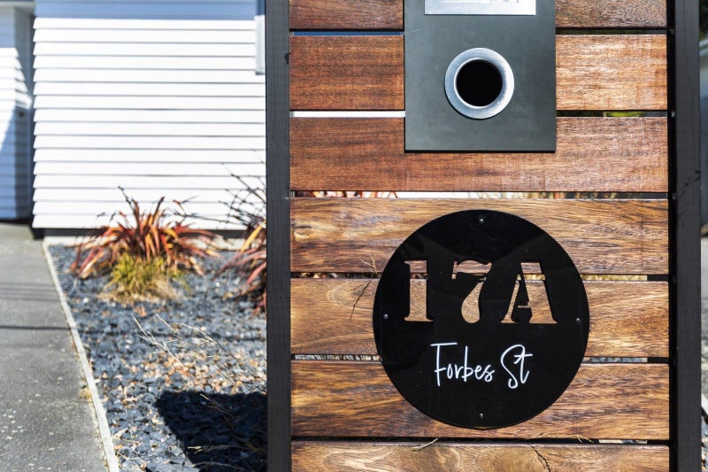 17B Forbes Street, Sydenham, Christchurch - Carousel 17