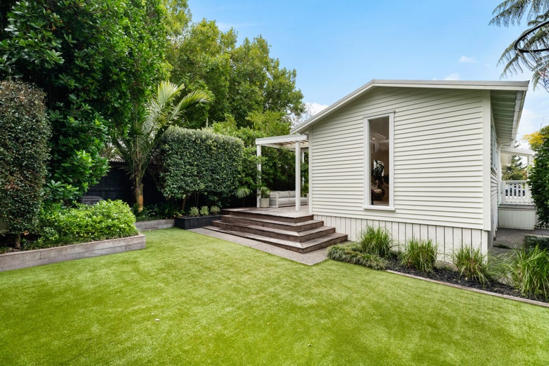 15 Allen Road, Grey Lynn, Auckland - Carousel 2