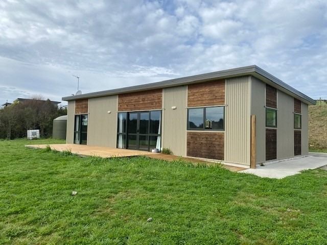 111 Stringer Road, Redwood Valley - Carousel 2