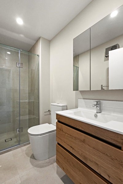 2/21 Leamington Street, Addington, Christchurch - Carousel 9