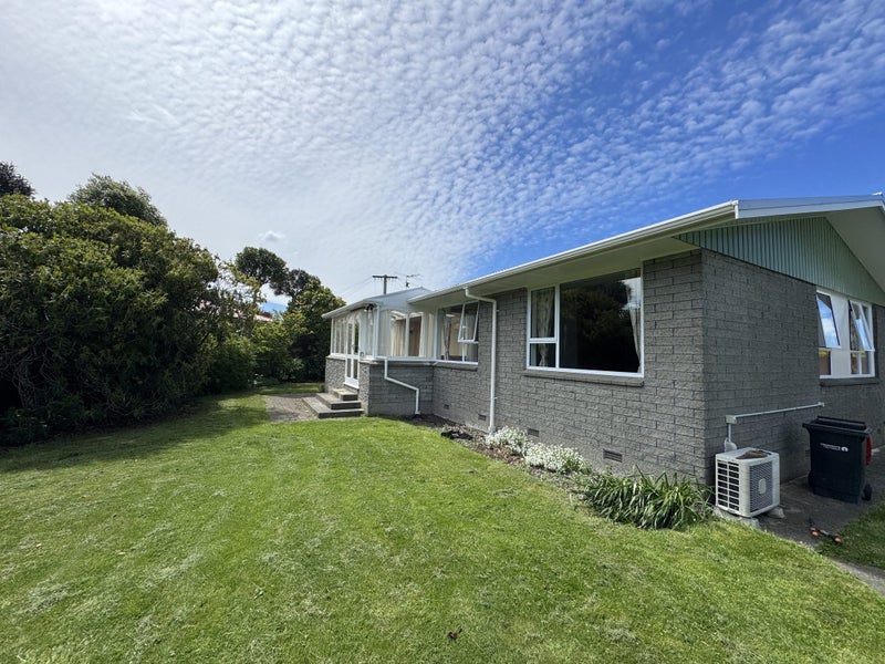 16 Geelong Place, Burnside, Christchurch - Carousel 2