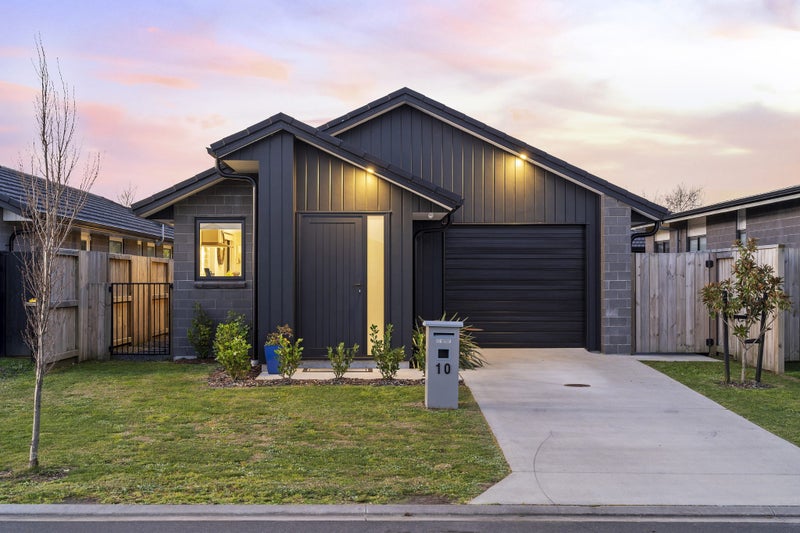 10 FONTANA STREET, Papamoa, Tauranga - Carousel 1