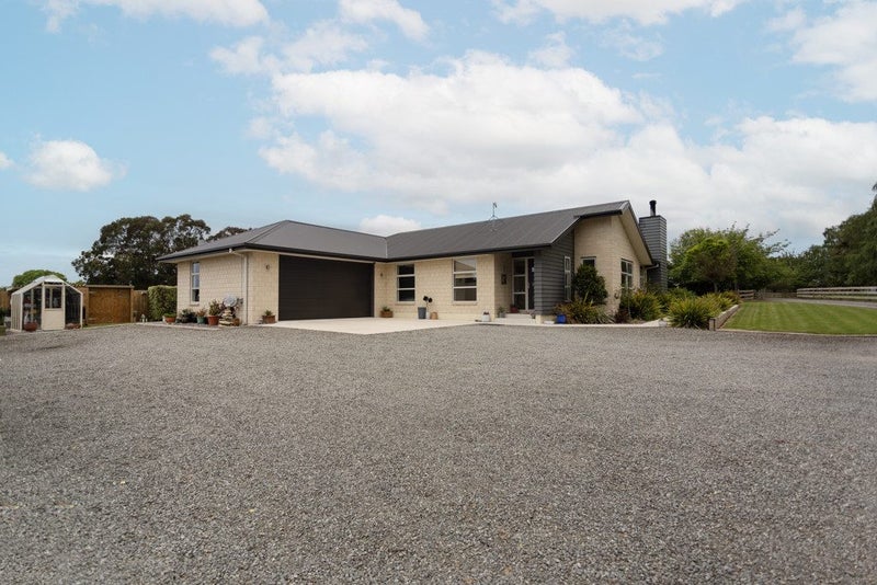 6A Essex Street, Weston, Oamaru - Carousel 2