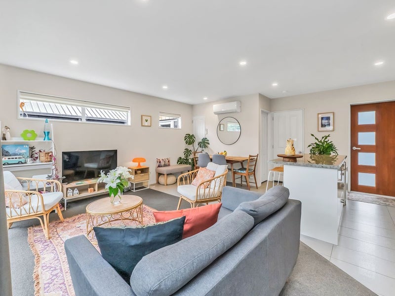 67D Burke Street, Addington, Christchurch - Carousel 2