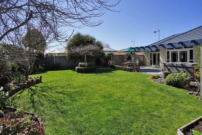 25 Huntington Drive, Huntington, Hamilton - Carousel 15