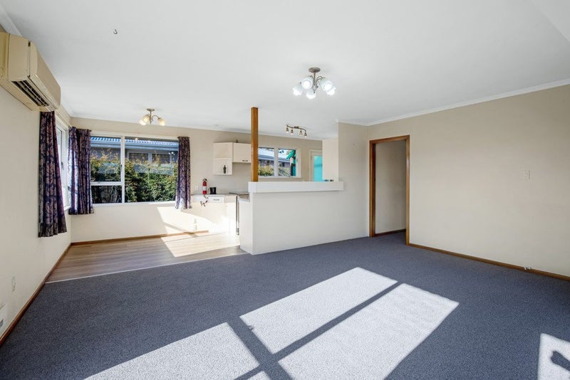 4 Whelan Place, Hei Hei, Christchurch - Carousel 2