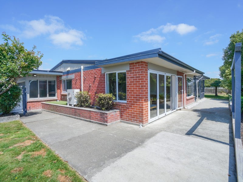 18 Carron Street, Waverley, Invercargill - Carousel 21