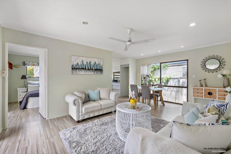 3/28 Holly Street, Avondale, Auckland - Carousel 1