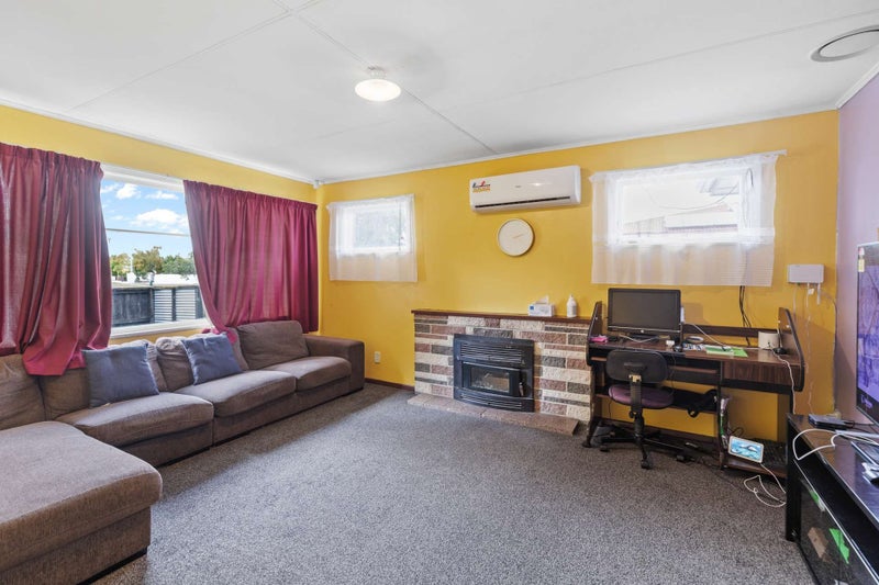 87 Highbury Avenue, Highbury, Palmerston North - Carousel 2