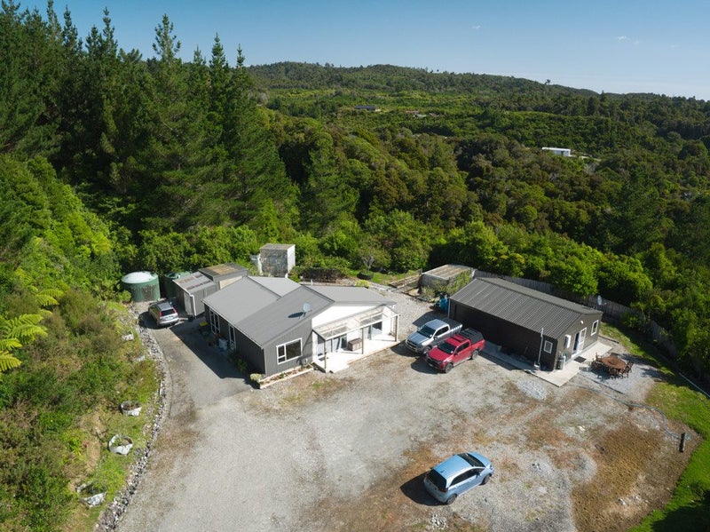 34 Welshmans Road, Marsden, Greymouth - Carousel 1
