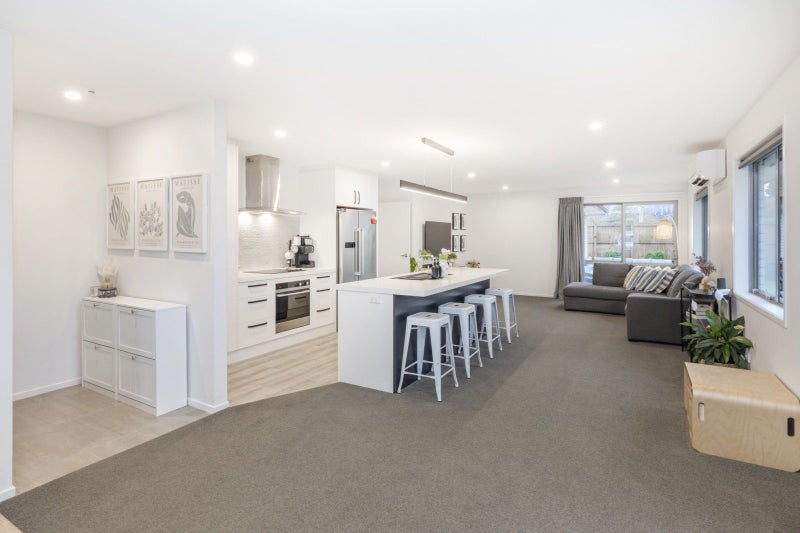 28 Evelyn Crescent, Marshland, Christchurch - Carousel 2