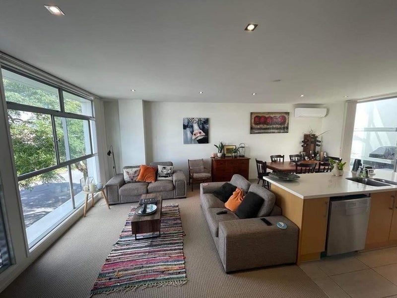 1J/1C Queen Mary AVenue, Epsom, Auckland - Carousel 2