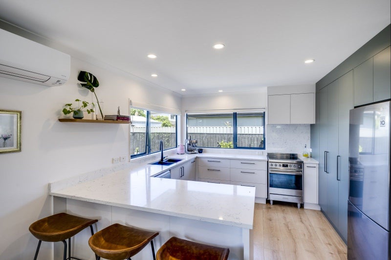 152A Auckland Road, Greenmeadows, Napier - Carousel 1
