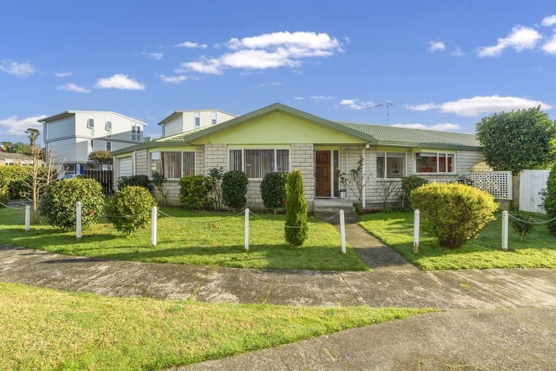 1 Roys Road, Parkvale, Tauranga - Carousel 1
