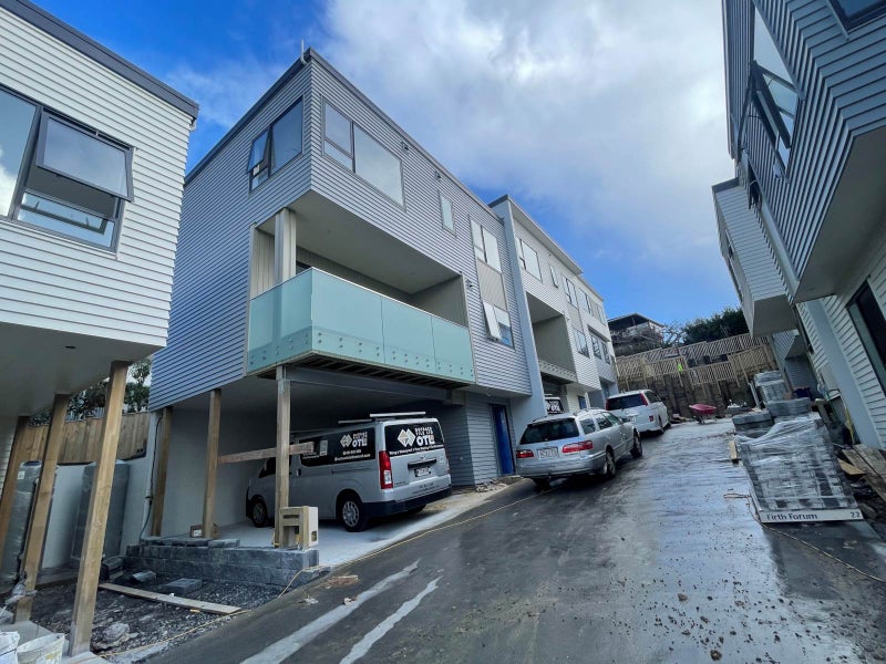 7/26 Long Bay Drive, Torbay, Auckland - Carousel 2