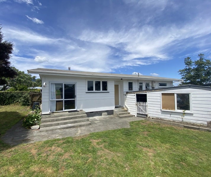 43 Tennyson Crescent, Stoke, Nelson - Carousel 2