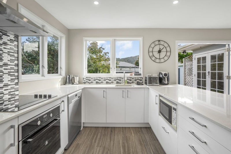 3 Mitimiti Grove, Wainuiomata, Lower Hutt - Carousel 1