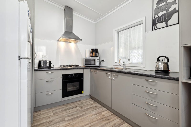 443 Normanby Road, Hawera - Carousel 2