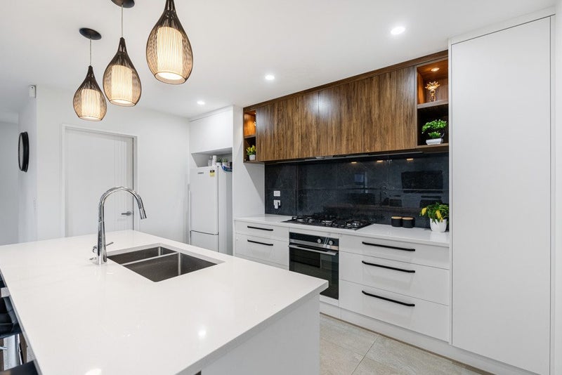 12 Twin Meadows Drive, Casebrook, Christchurch - Carousel 1