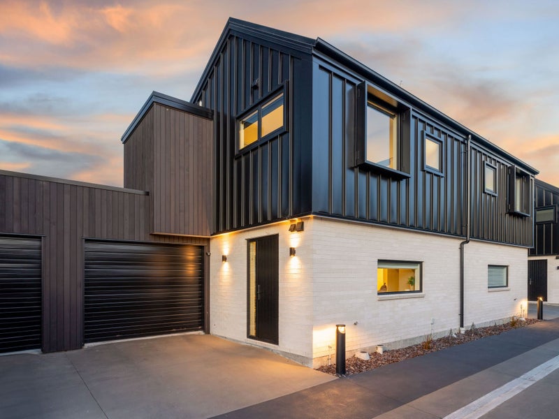 2/72 Cobham Street, Spreydon, Christchurch - Carousel 1