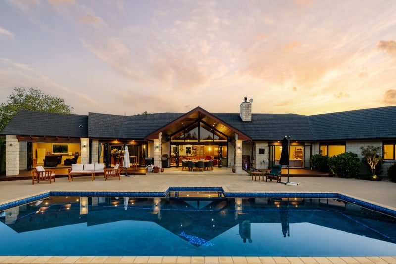 19 Oaktree Lane, Flagstaff, Hamilton - Carousel 1