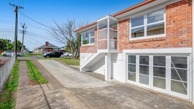 1/25 Dominion Street, Takapuna, Auckland - Carousel 1