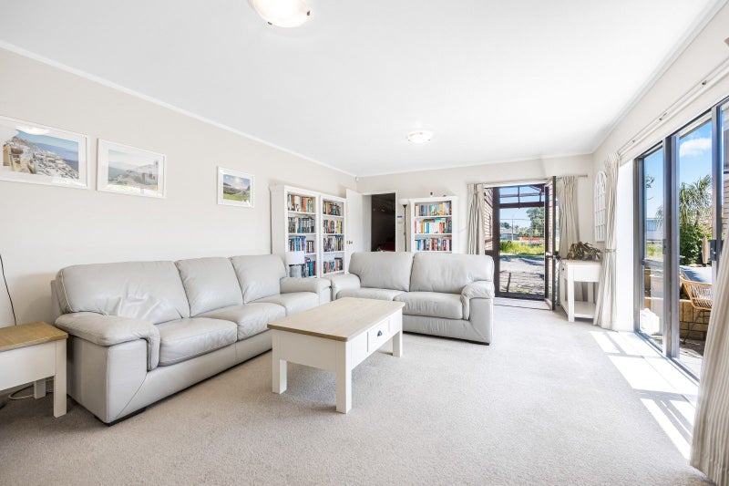 3A Rimu Road, Mangere Bridge, Auckland - Carousel 2