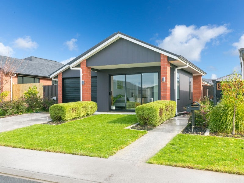 5 Hapu Avenue, Baverstock, Hamilton - Carousel 1