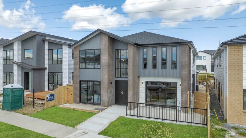 24 Dungloe Avenue, Flat Bush, Auckland - Carousel 1