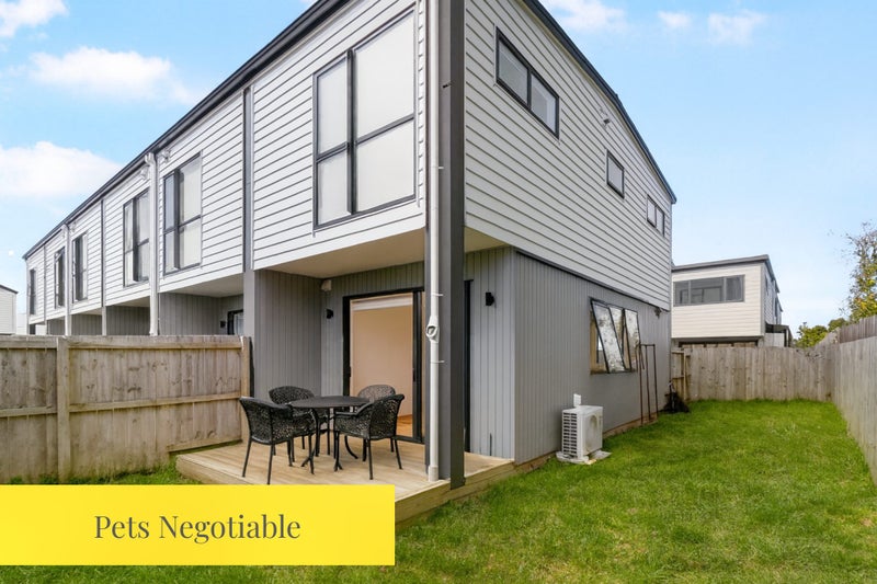 8/14 Clendon Place, Manurewa, Auckland - Carousel 1