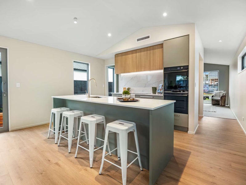 11 Twin Meadows Drive, Casebrook, Christchurch - Carousel 2