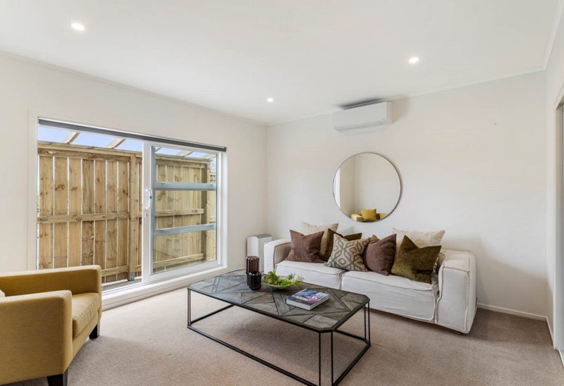 87 Weatherly Road, Torbay, Auckland - Carousel 2