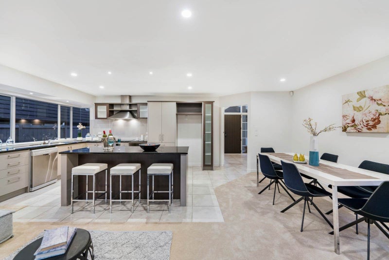 7 Franshell Crescent, East Tamaki, Auckland - Carousel 2