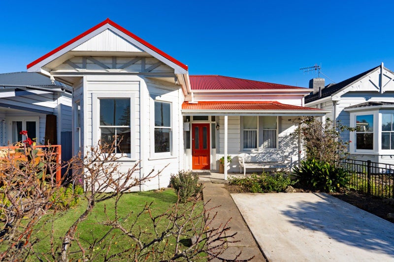145 Wellesley Road, Napier South, Napier - Carousel 1