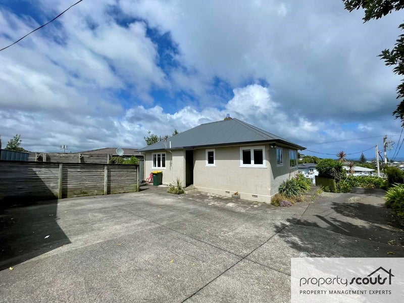 119 Pioneer Road, Moturoa, New Plymouth - Carousel 1