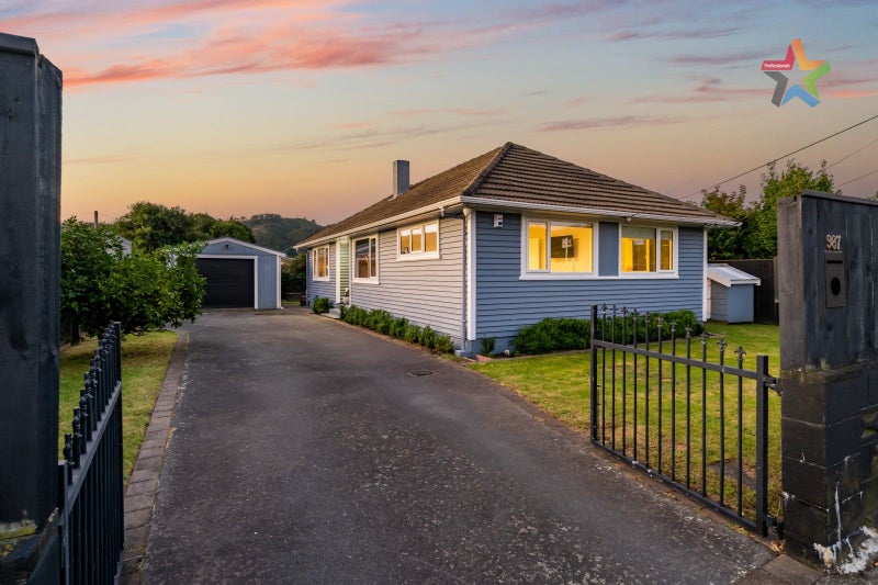 987 High Street, Avalon, Lower Hutt - Carousel 1