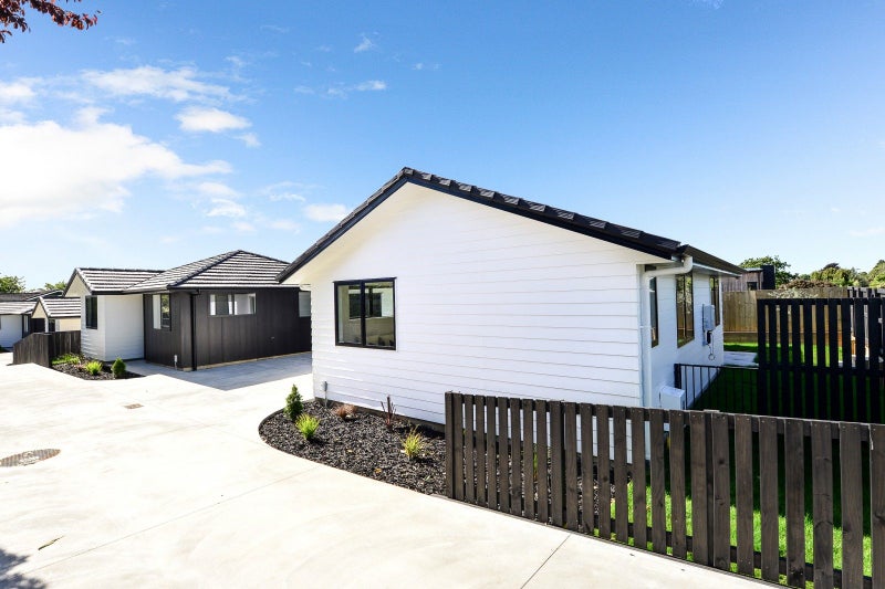 3 Tarbett Road, Hillcrest, Hamilton - Carousel 2