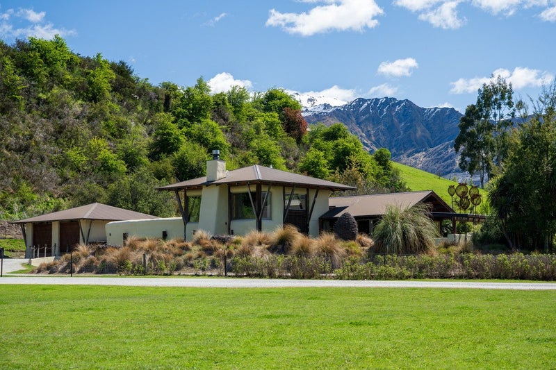 48 Rutherford Road, Lake Hayes, Queenstown - Carousel 2