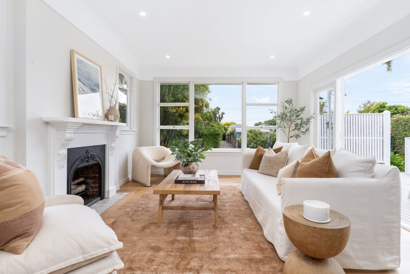 14 Riverview Street, Beckenham, Christchurch - Carousel 2