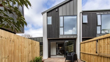 11/24 Devonport Lane, St Albans, Christchurch - Carousel 1