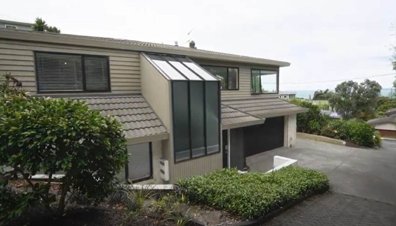 1/4 Oban Road, Browns Bay, Auckland - Carousel 1