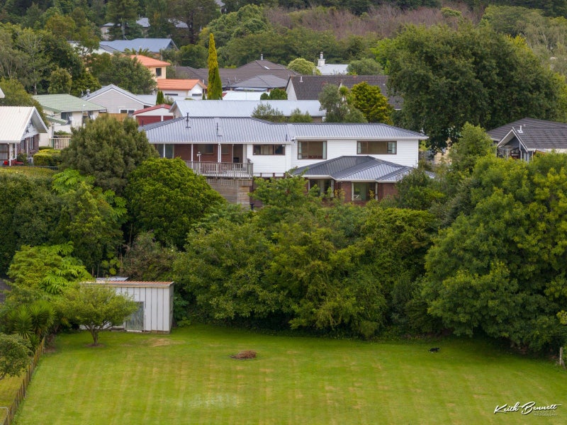 115 Gemstone Drive, Birchville, Upper Hutt - Carousel 1