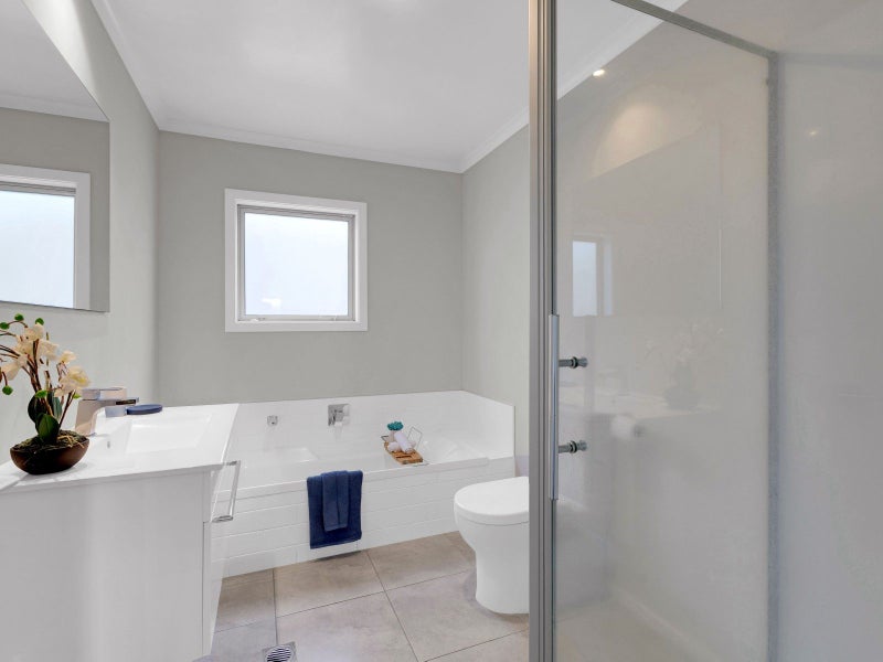 69 Ridgedale Crescent, Flagstaff, Hamilton - Carousel 14