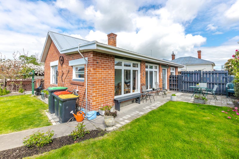 41A Avenue Road, West End, Timaru - Carousel 1