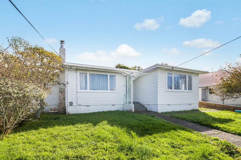 64 Kipling Street, Johnsonville, Wellington - Carousel 1